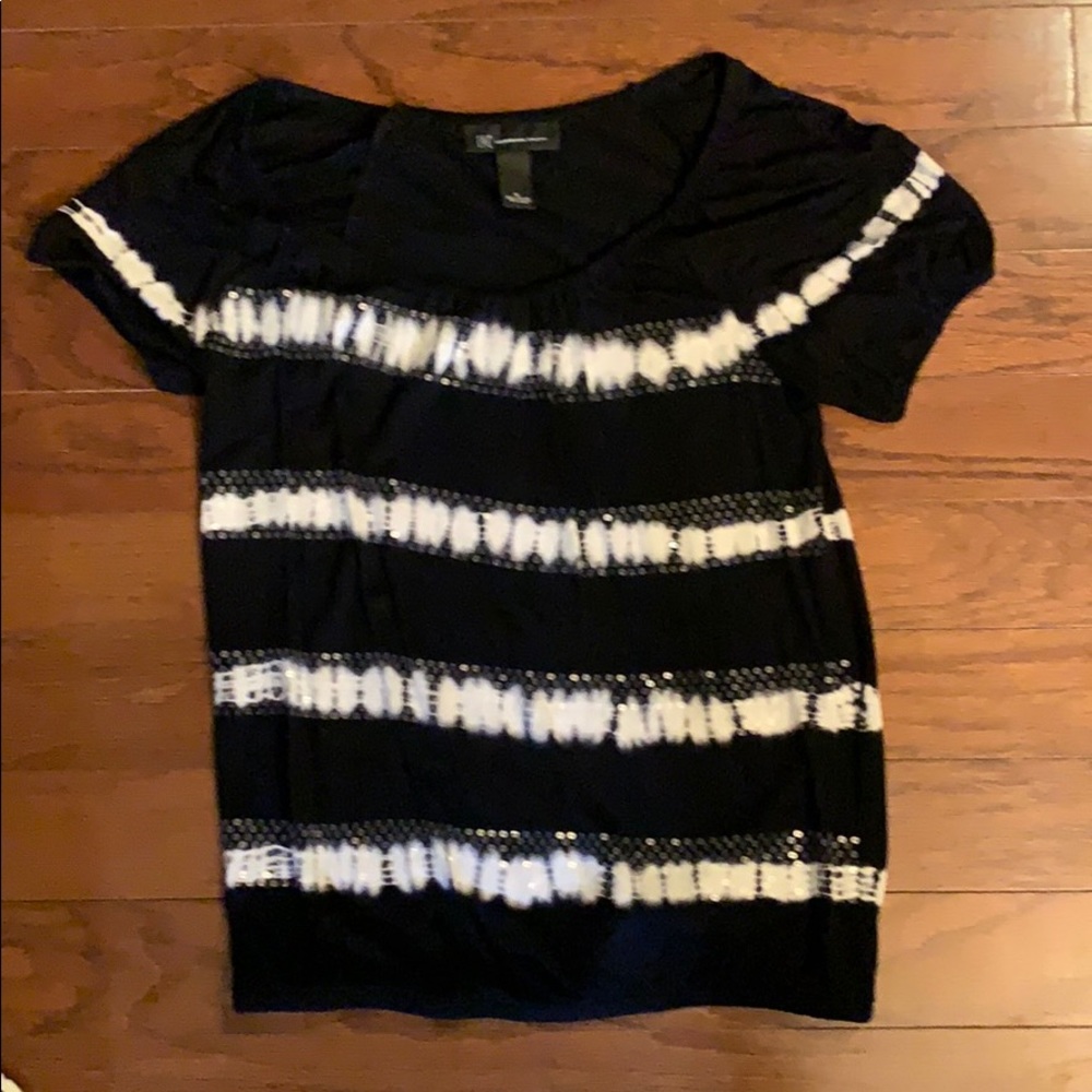 🔥INC Black &WhiteShort Sleeve Top Size Small EUC
